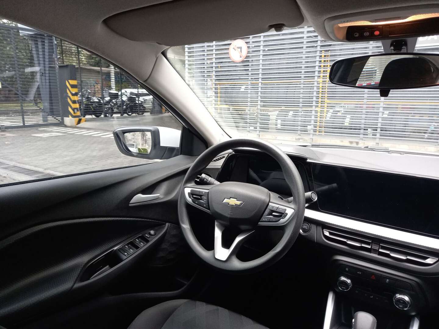 Chevrolet - Onix - 2026