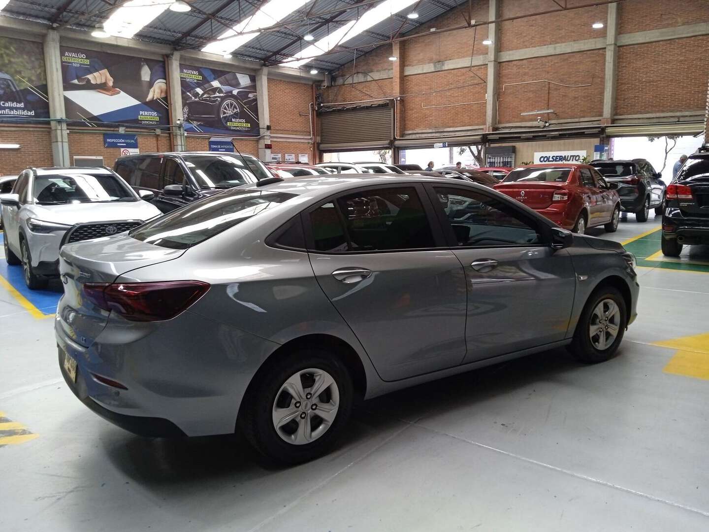 Chevrolet - Onix - 2025