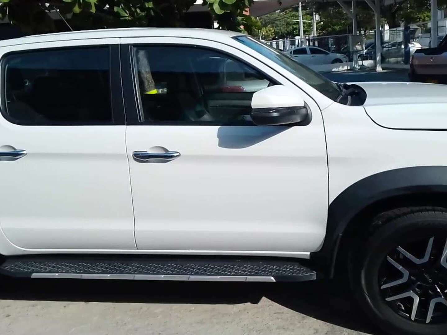 Jac - JT8 - 2023