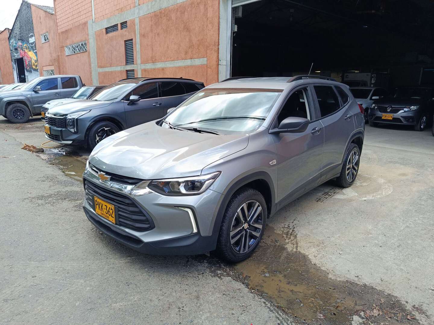 Chevrolet - Tracker - 2025