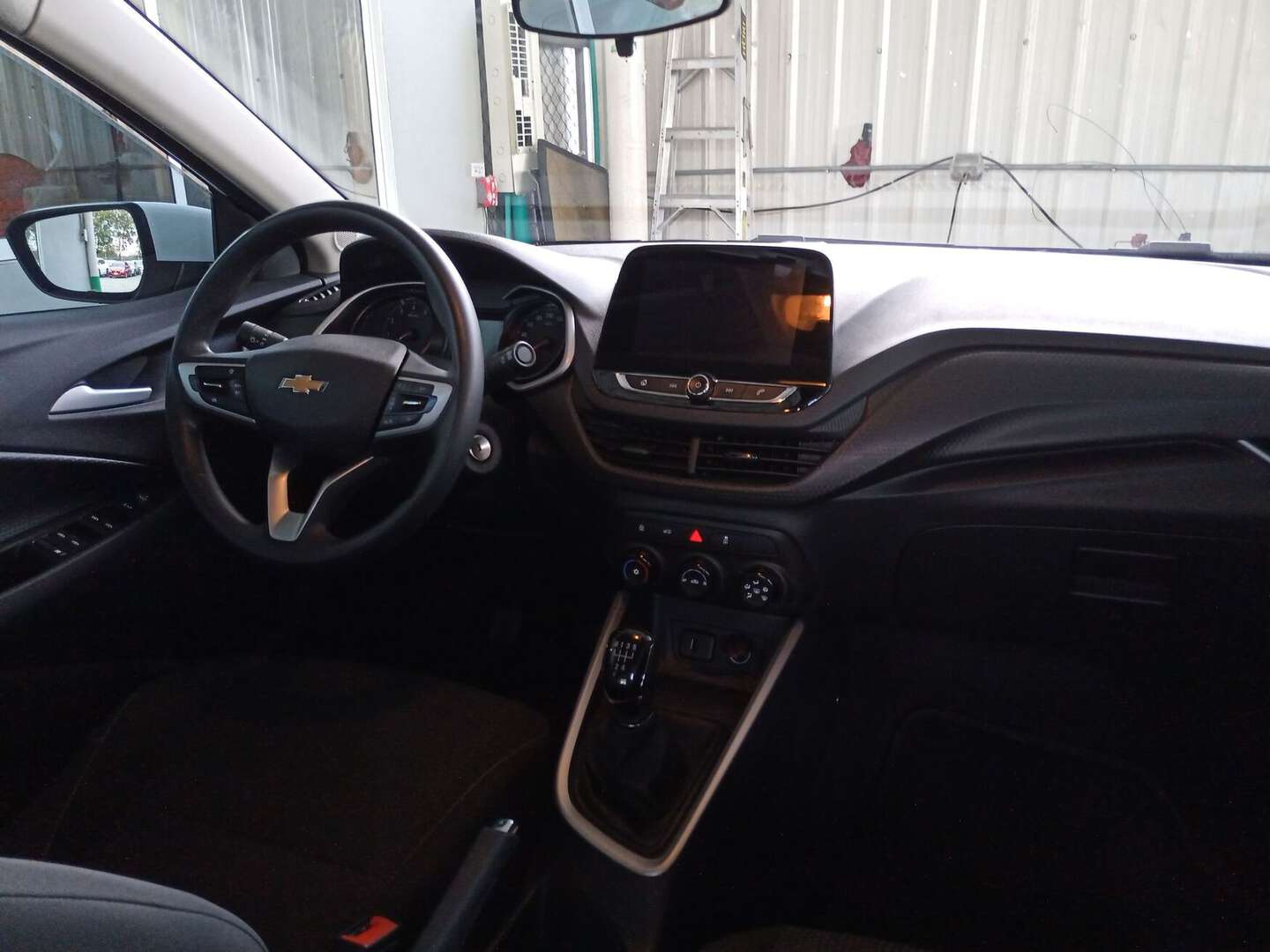 Chevrolet - Onix - 2025