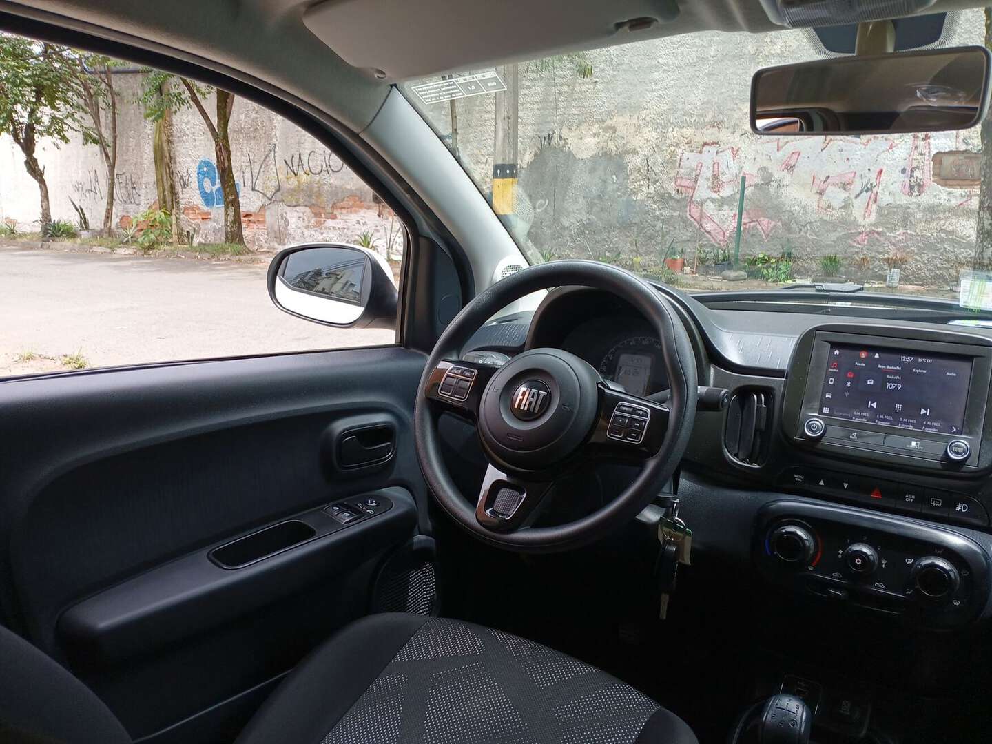 Fiat - Mobi - 2024