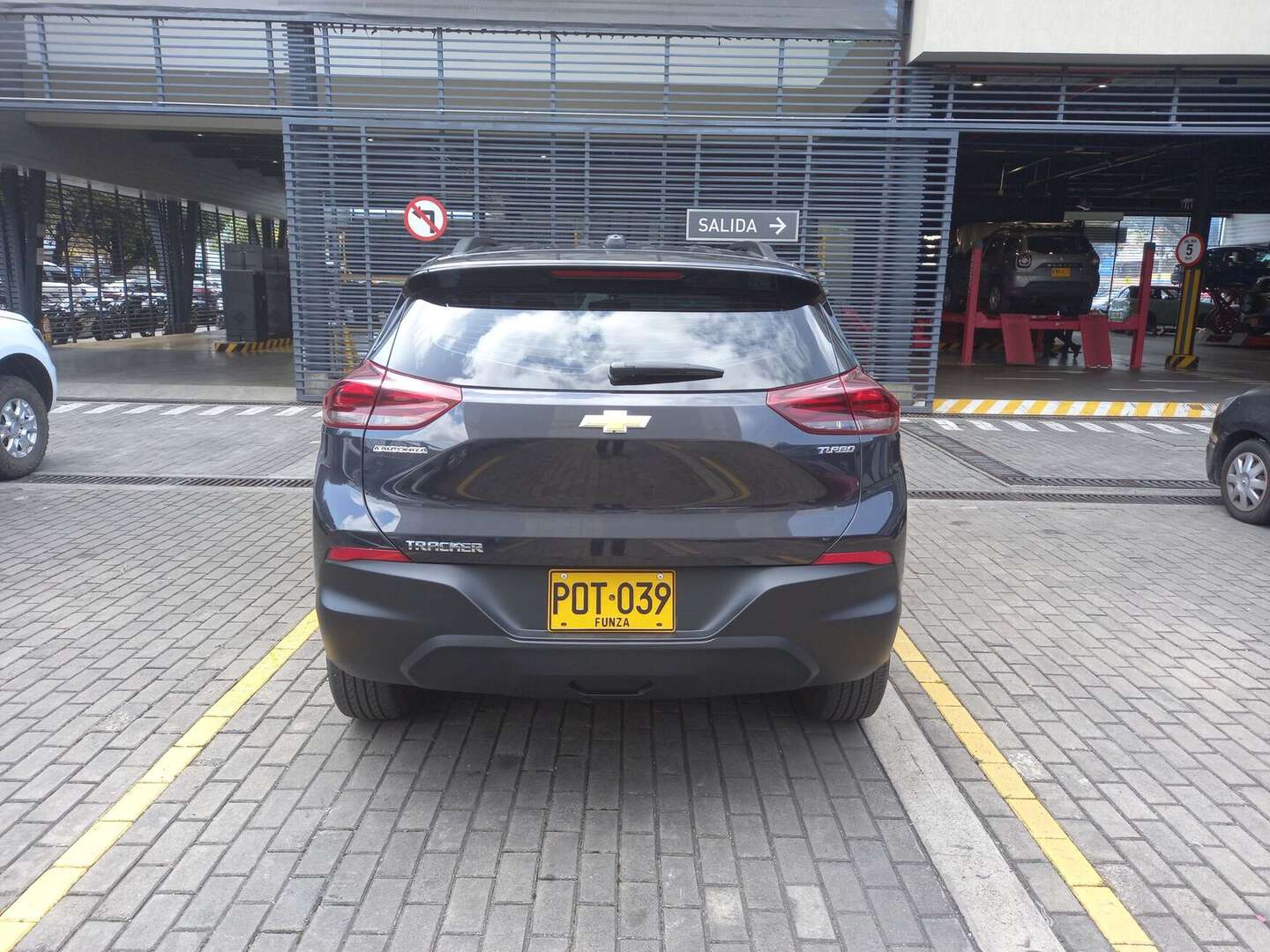 Chevrolet - Tracker - 2025