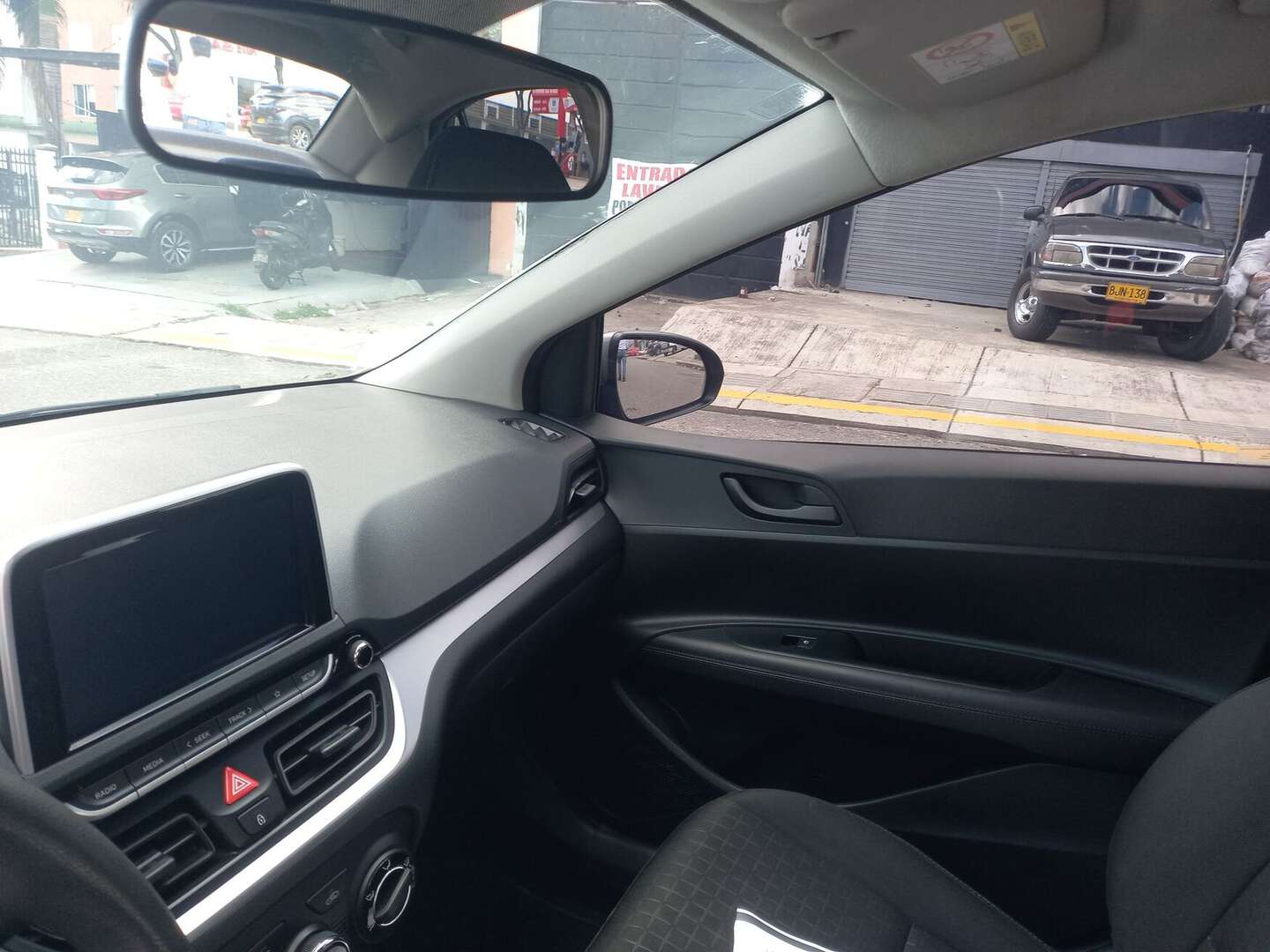 Hyundai - Accent - 2024