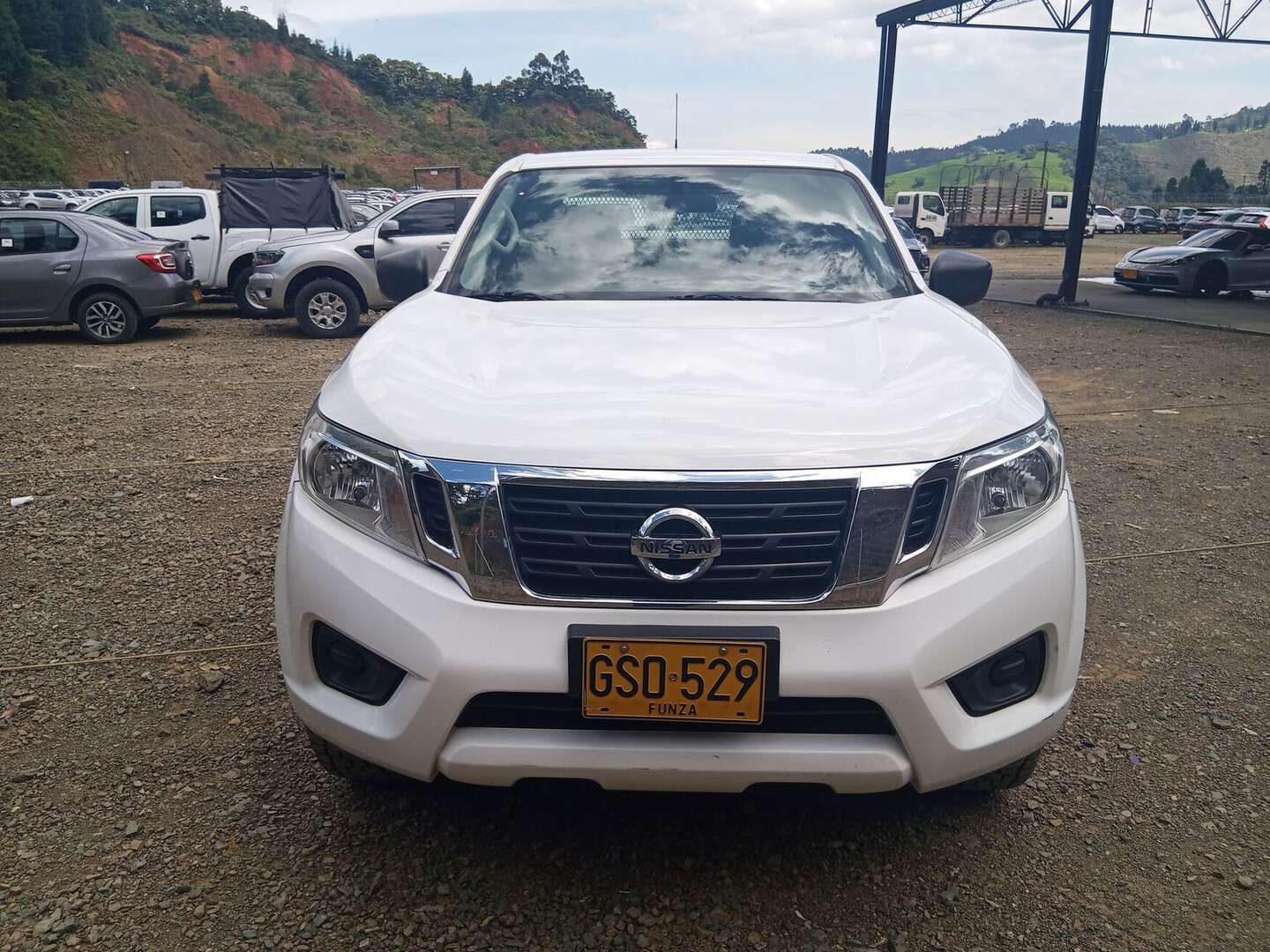 Nissan - Frontier - 2020