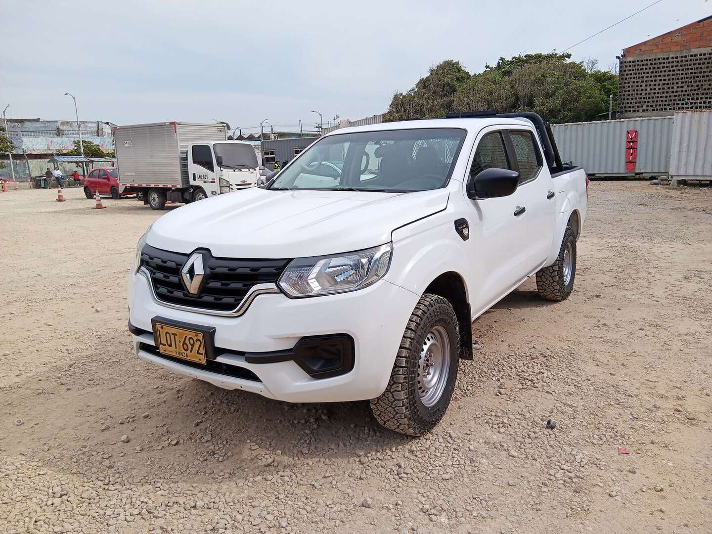 Renault - Alaskan - 2023