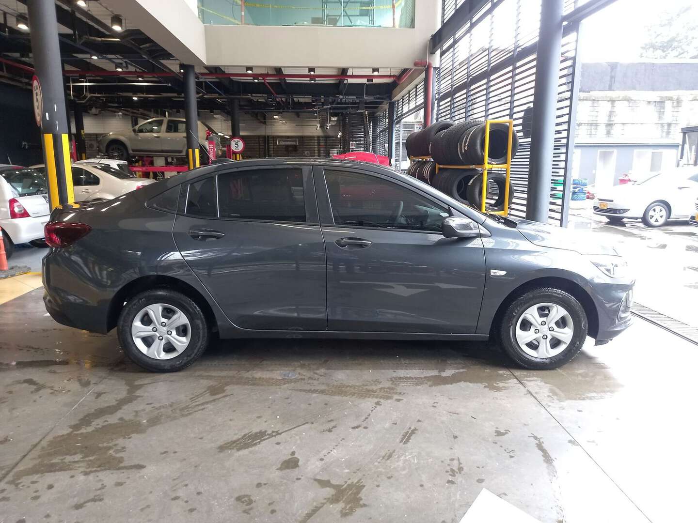 Chevrolet - Onix - 2025