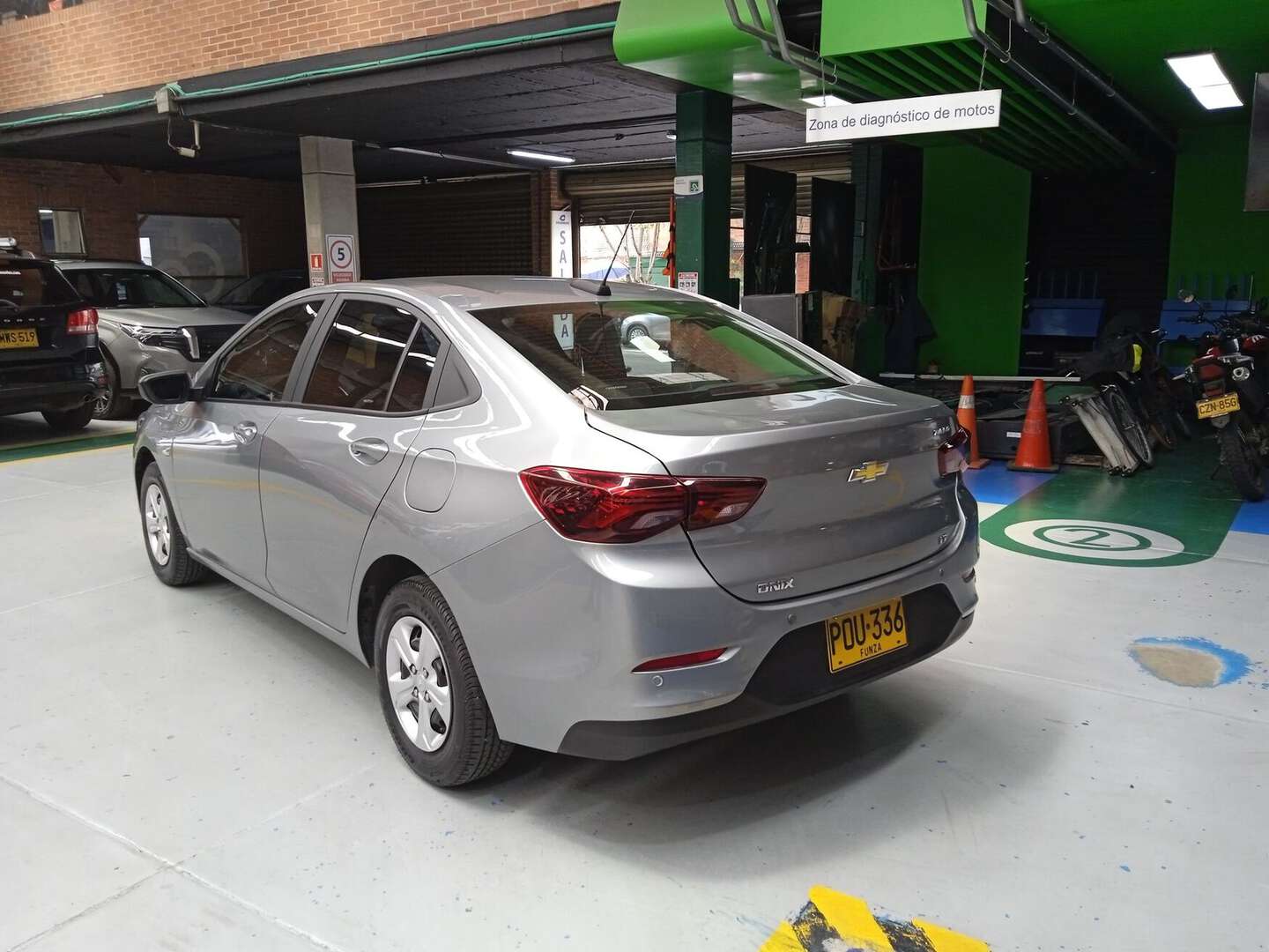 Chevrolet - Onix - 2025
