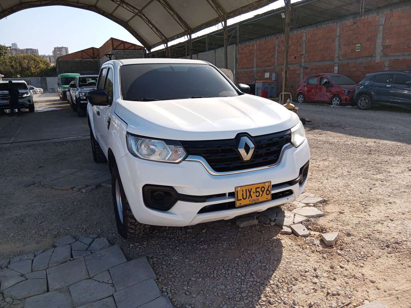 Renault - Alaskan - 2023