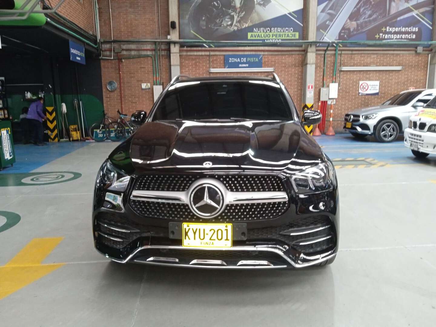 Mercedes Benz - GLE450 - 2022