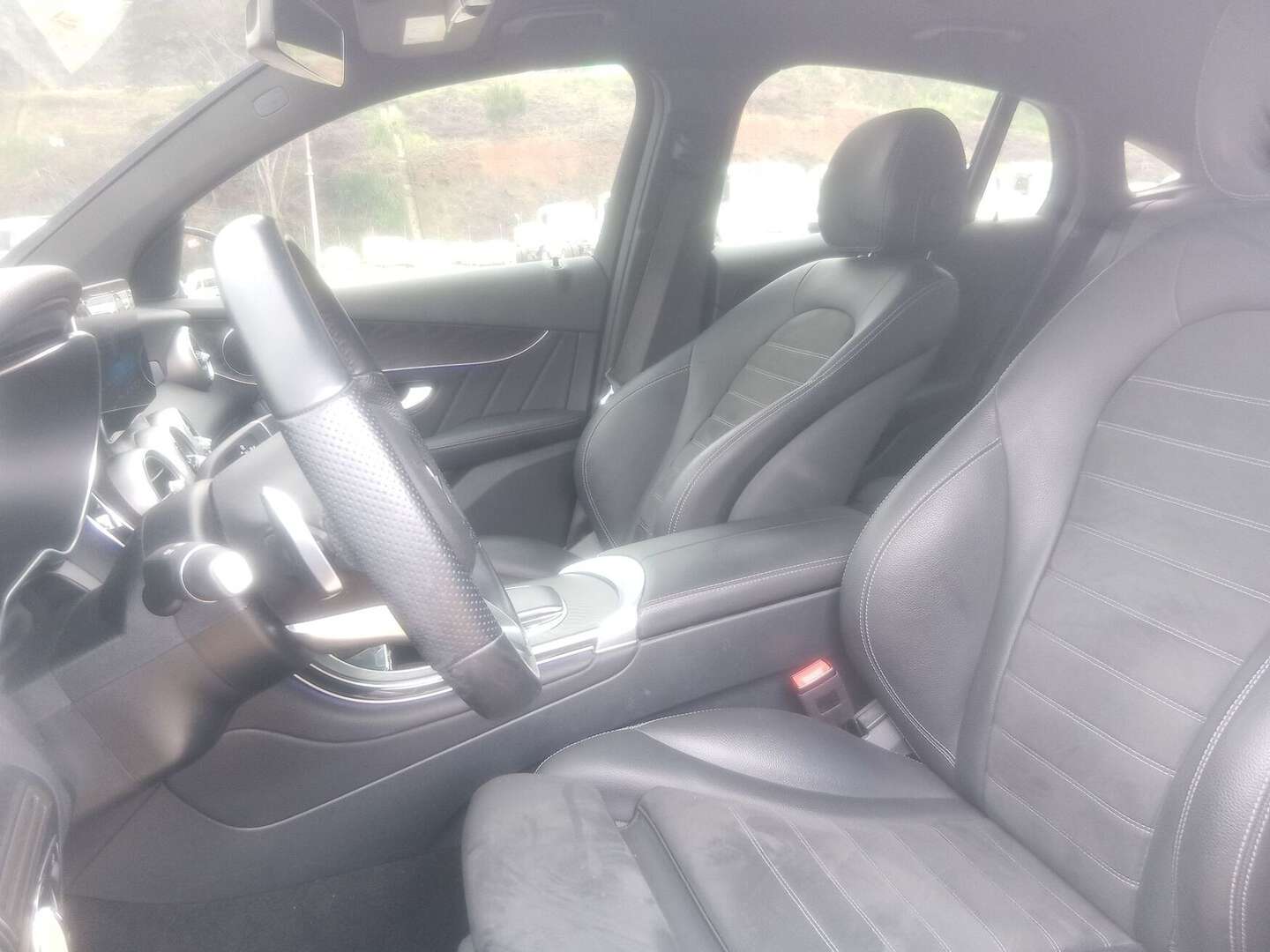 Mercedes Benz - GLC300E - 2022
