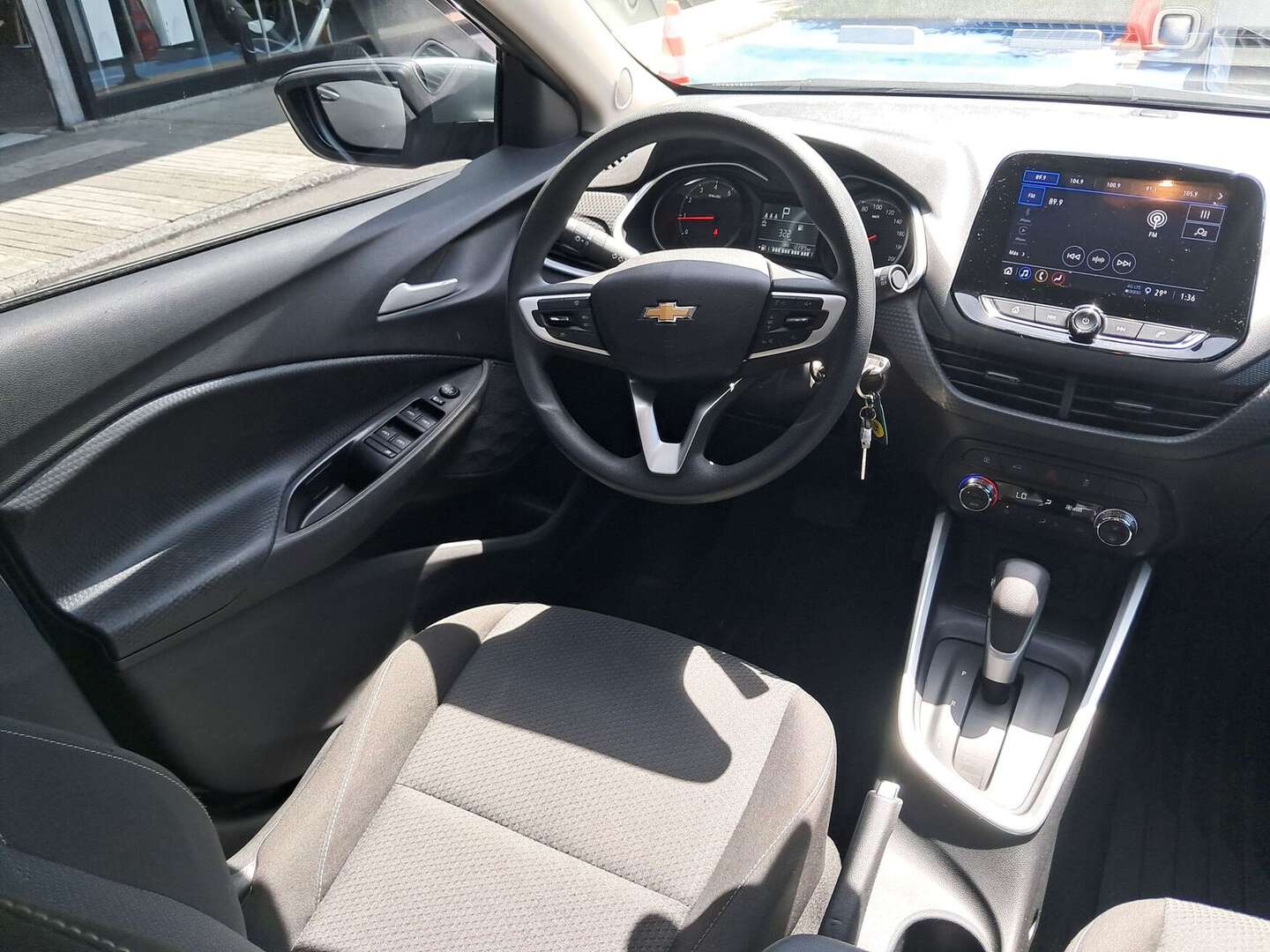Chevrolet - Onix - 2025