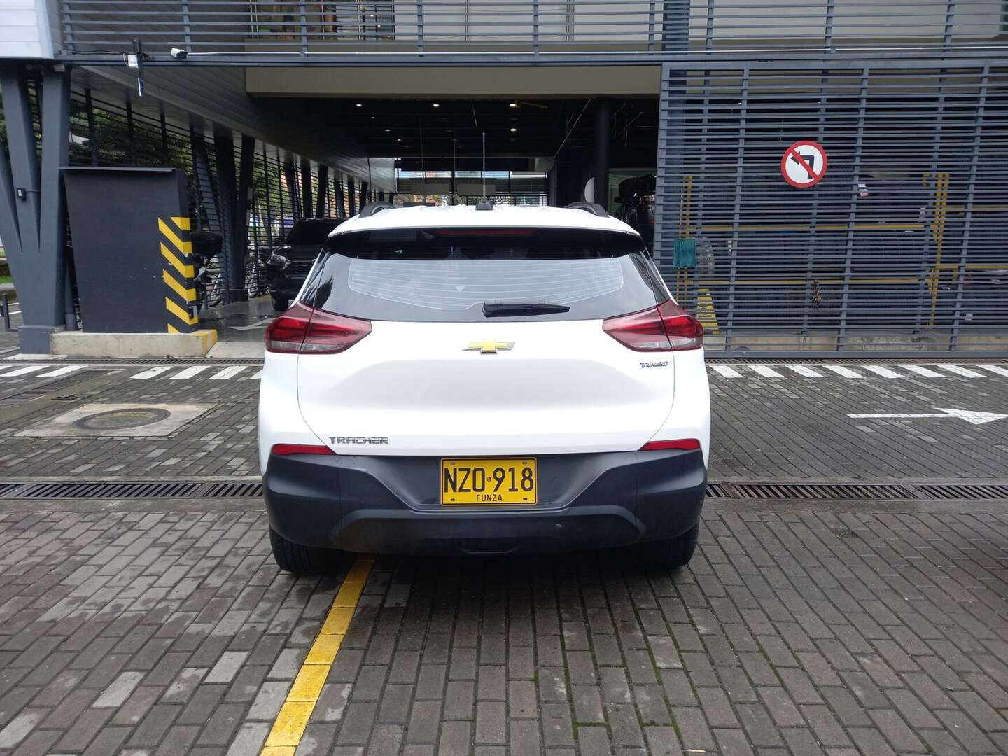 Chevrolet - Tracker - 2025