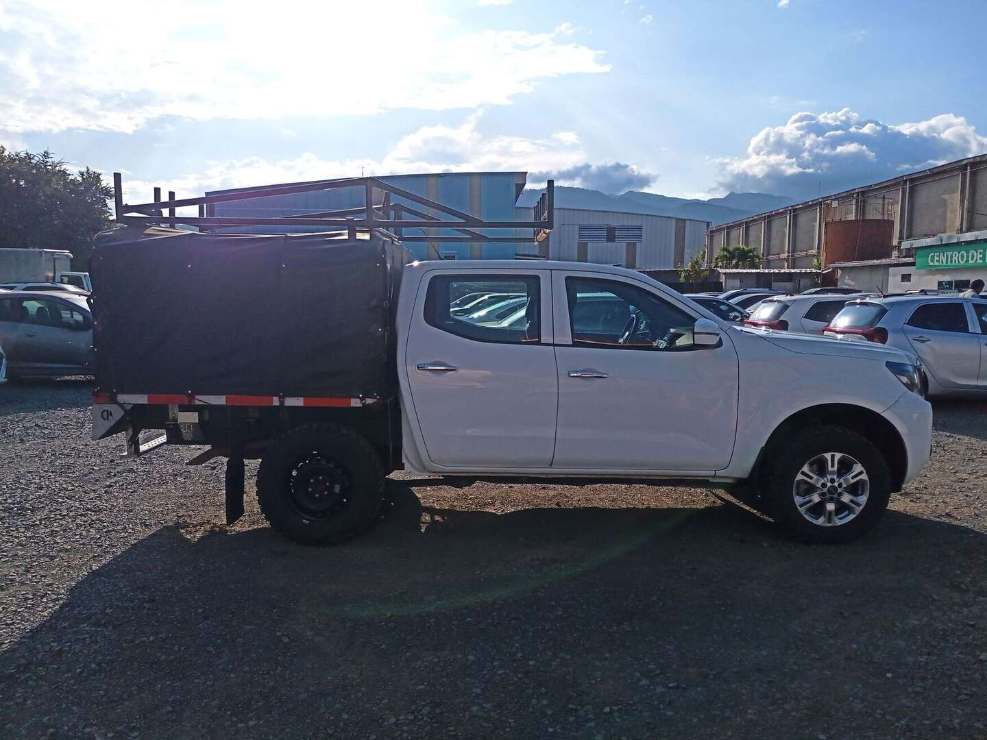 Nissan - Frontier - 2024