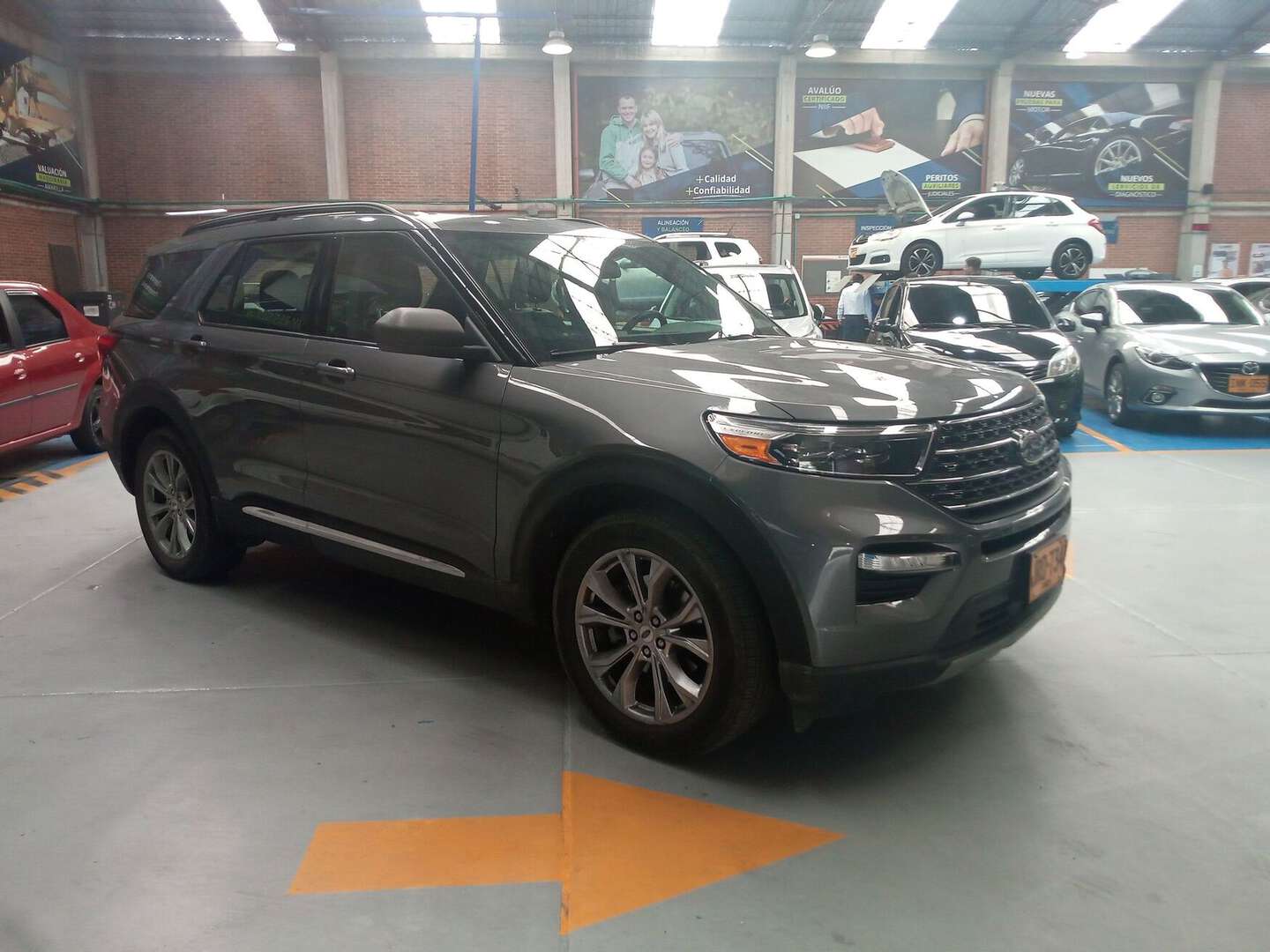 Ford - Explorer - 2021