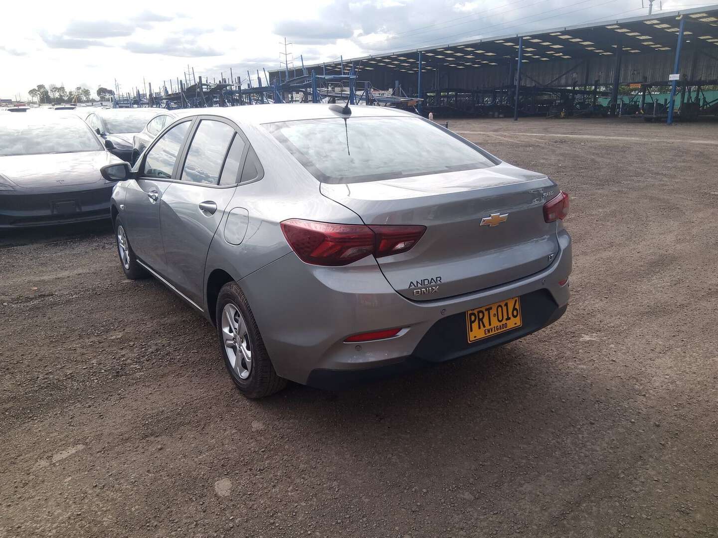 Chevrolet - Onix - 2025