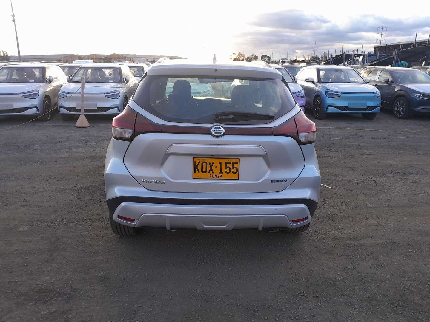Nissan - Kicks - 2022