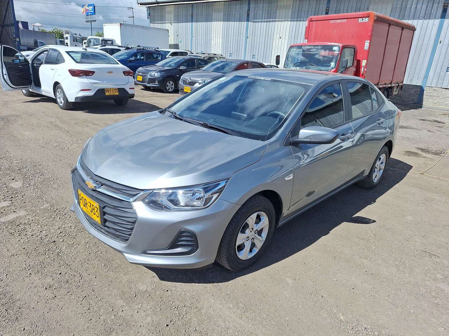 Chevrolet - Onix - 2025
