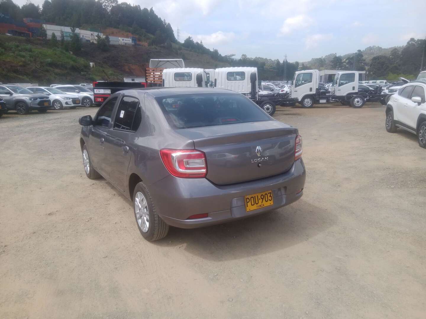 Renault - Logan - 2026