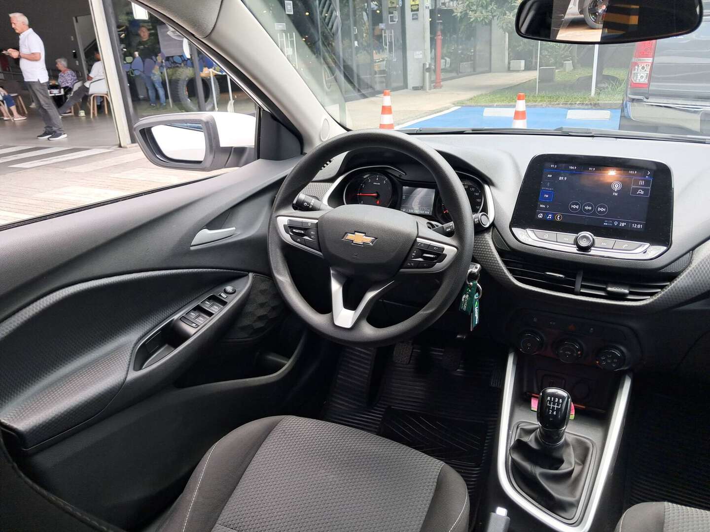 Chevrolet - Onix - 2025