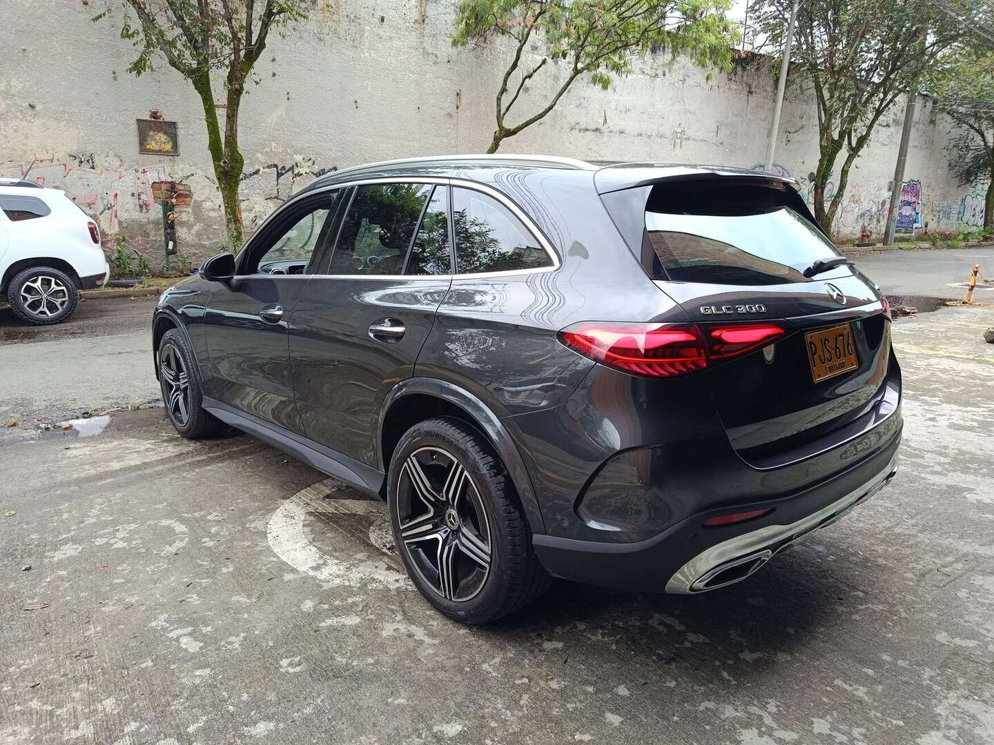 Mercedes Benz - GLC300 - 2026