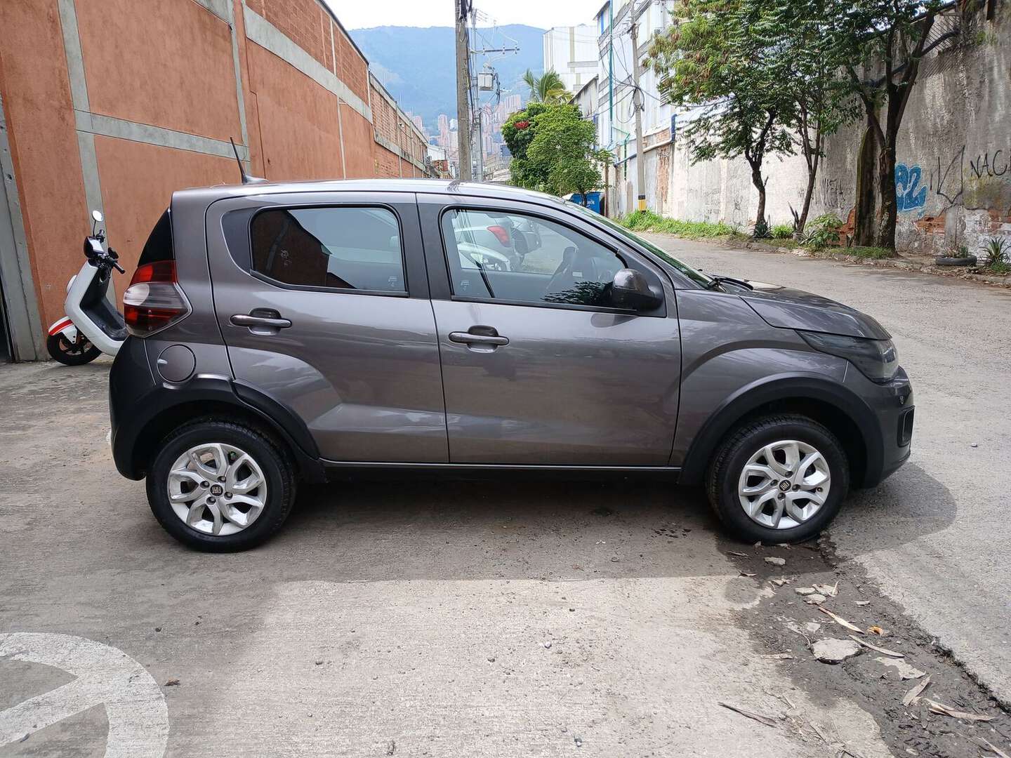 Fiat - Mobi - 2024
