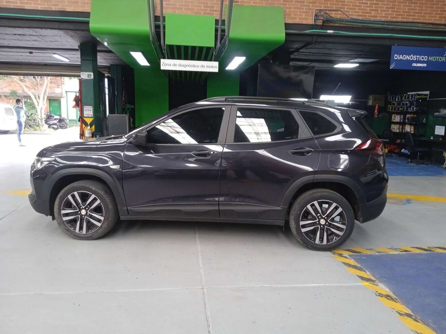 Chevrolet - Tracker - 2025