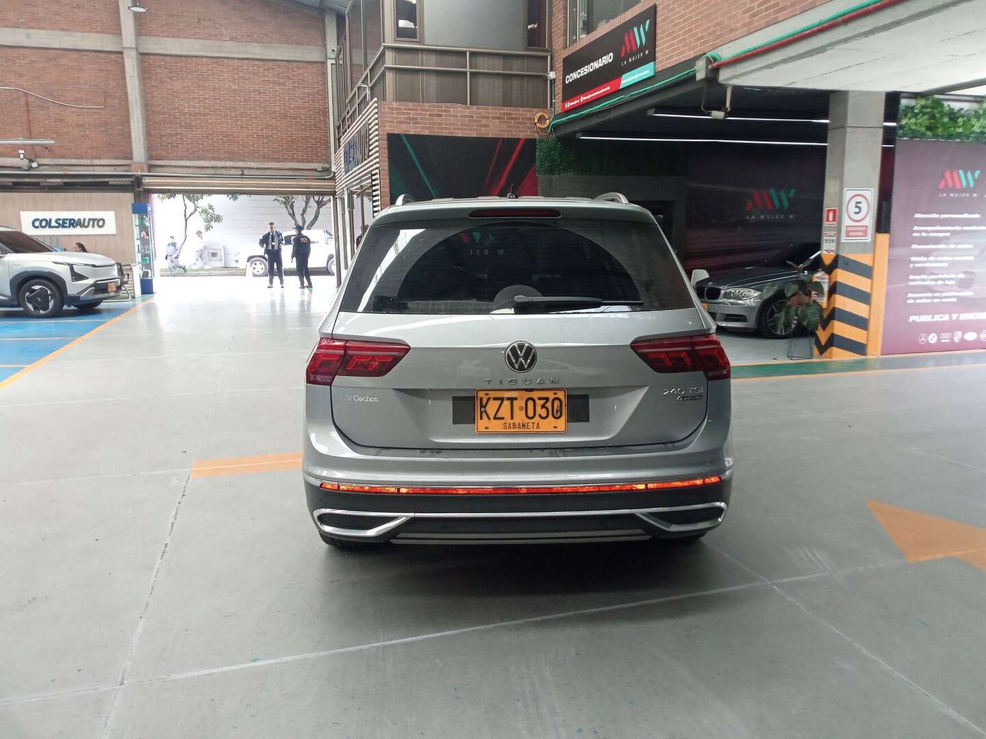 Volkswagen - Tiguan - 2022