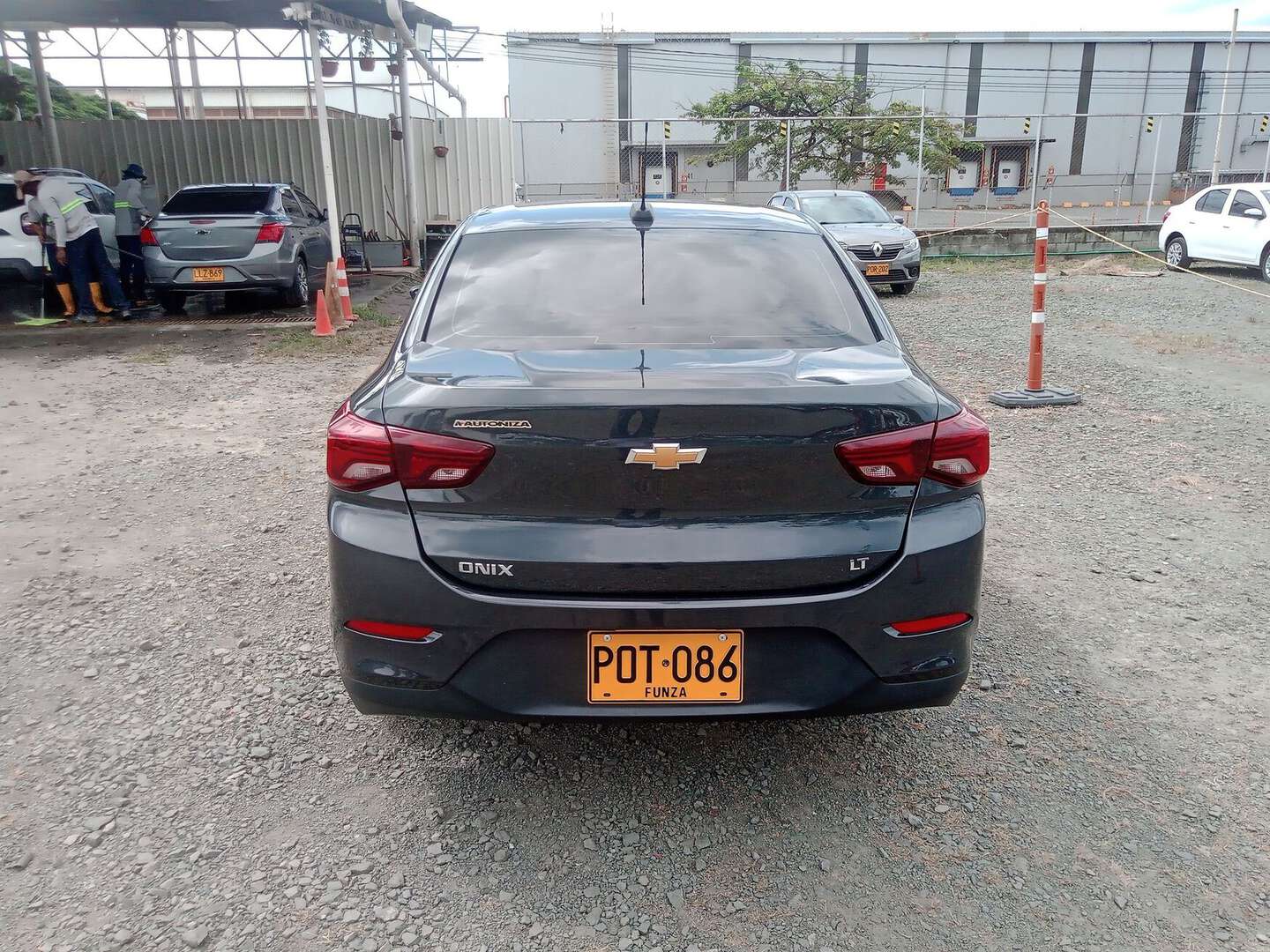 Chevrolet - Onix - 2025