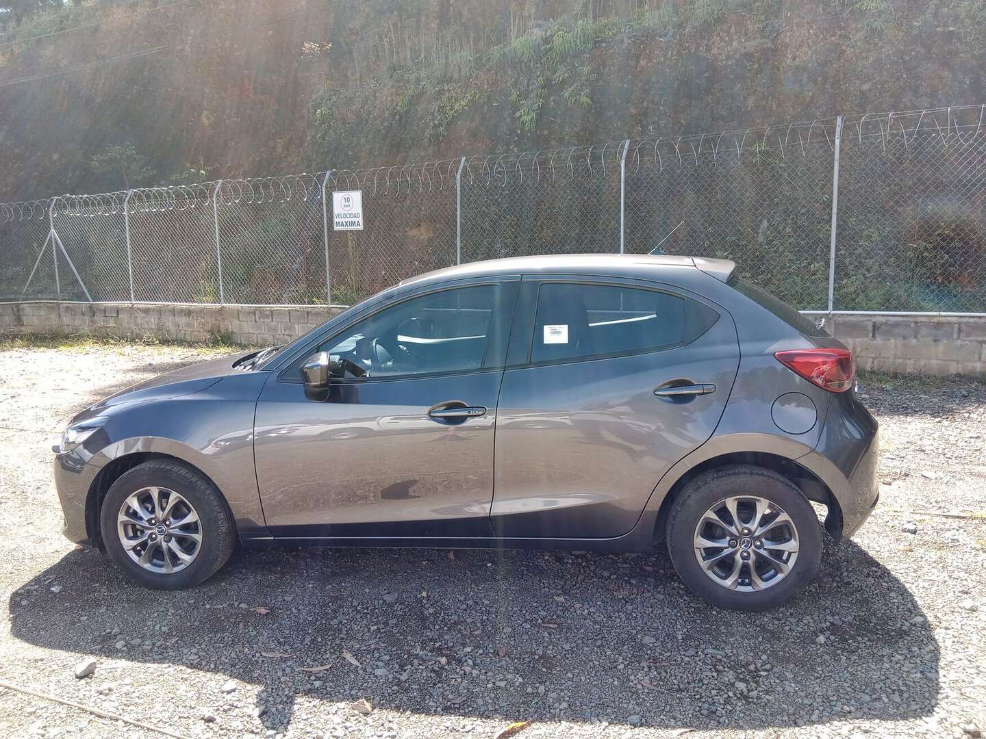 Mazda - 2 - 2021