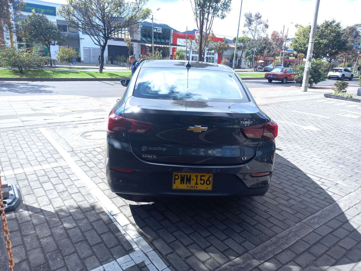 Chevrolet - Onix - 2025