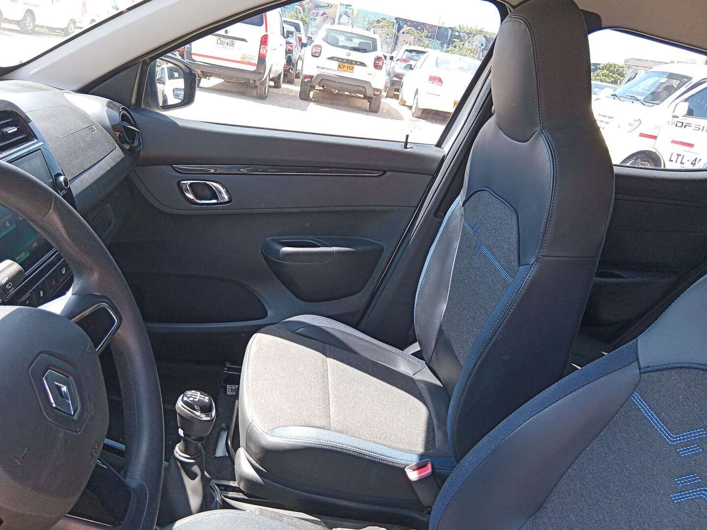 Renault - Kwid - 2026