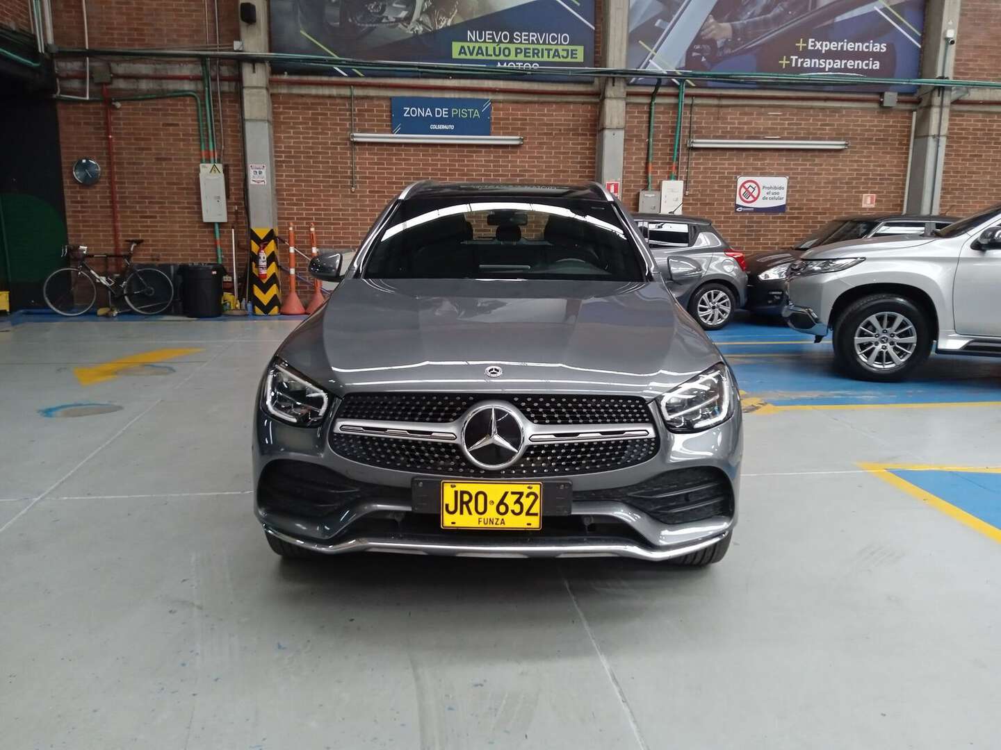 Mercedes Benz - GLC300E - 2022