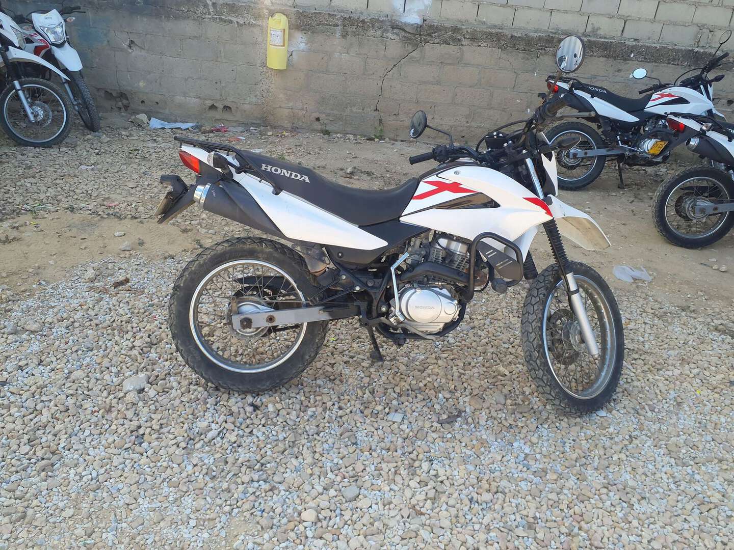 Honda - XR 150L - 2023