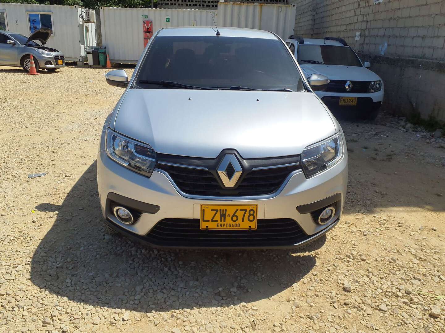 Renault - Logan - 2023