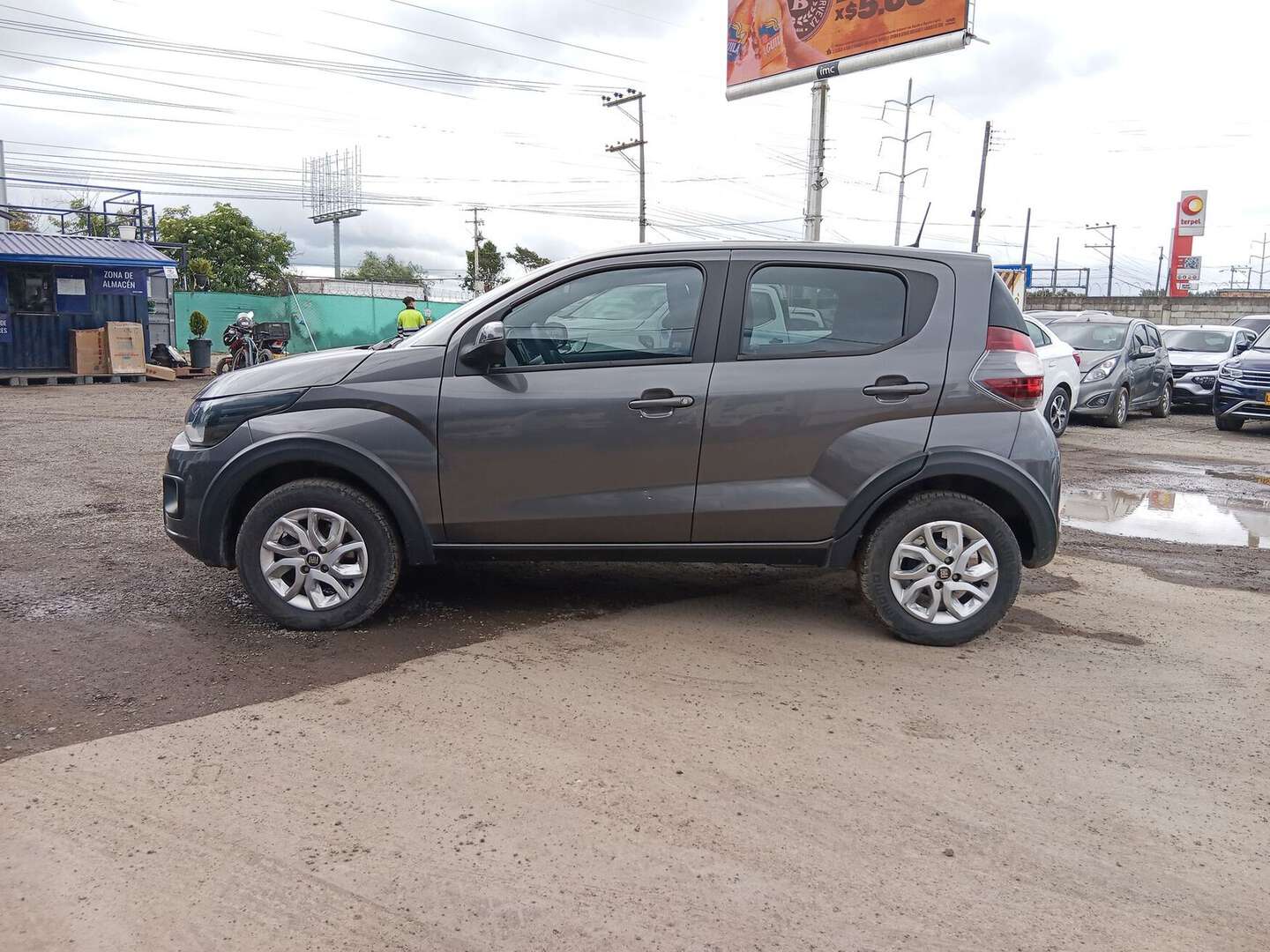 Fiat - Mobi - 2024