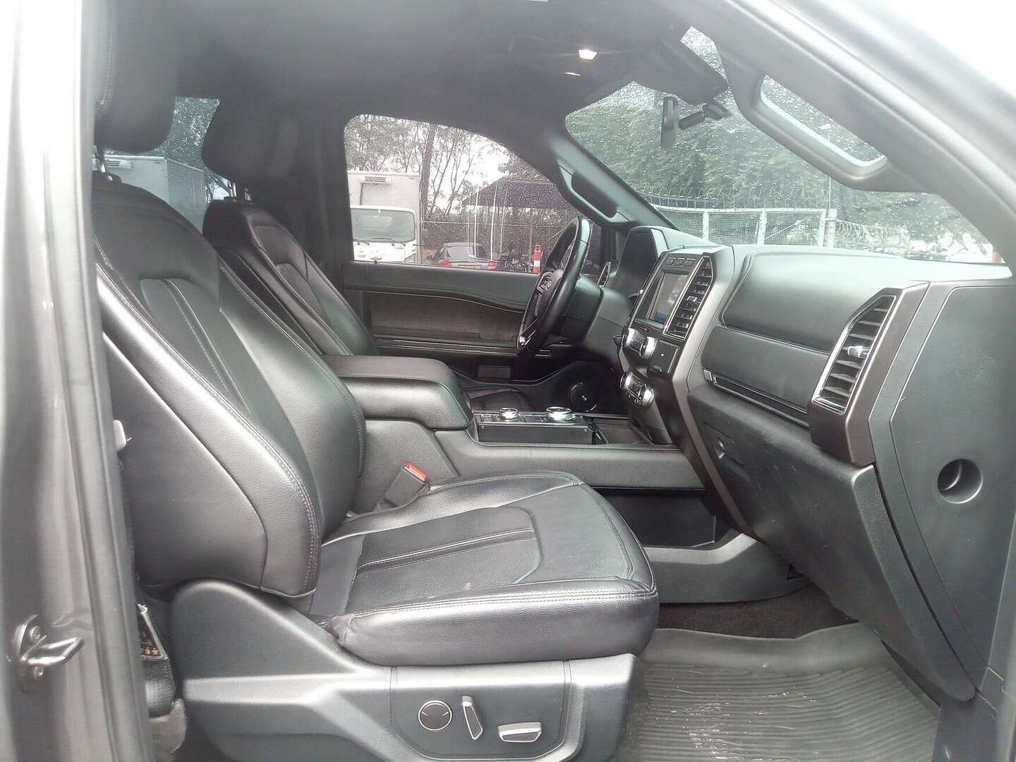 Ford - Expedition - 2021