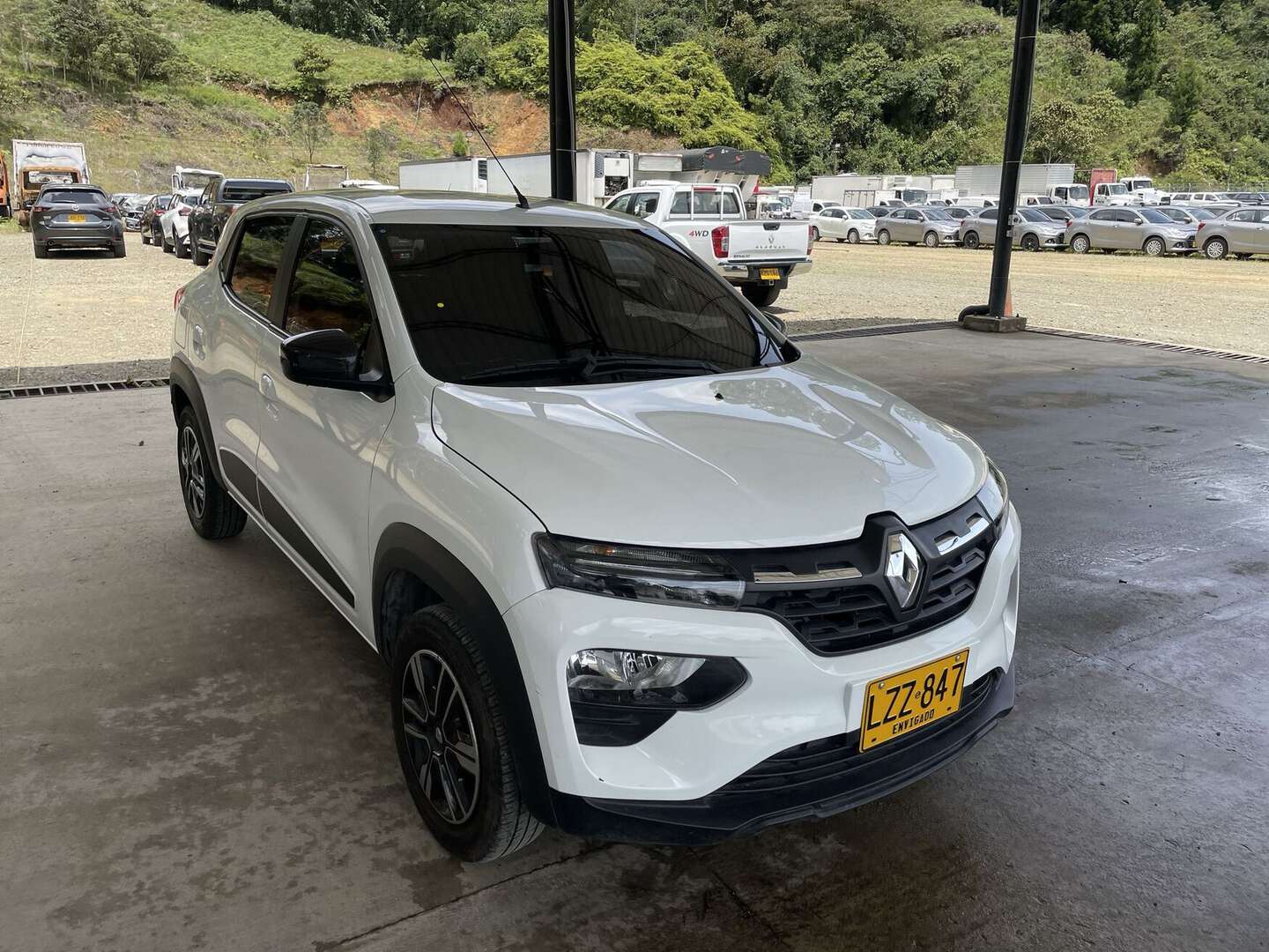 Renault - Kwid - 2024