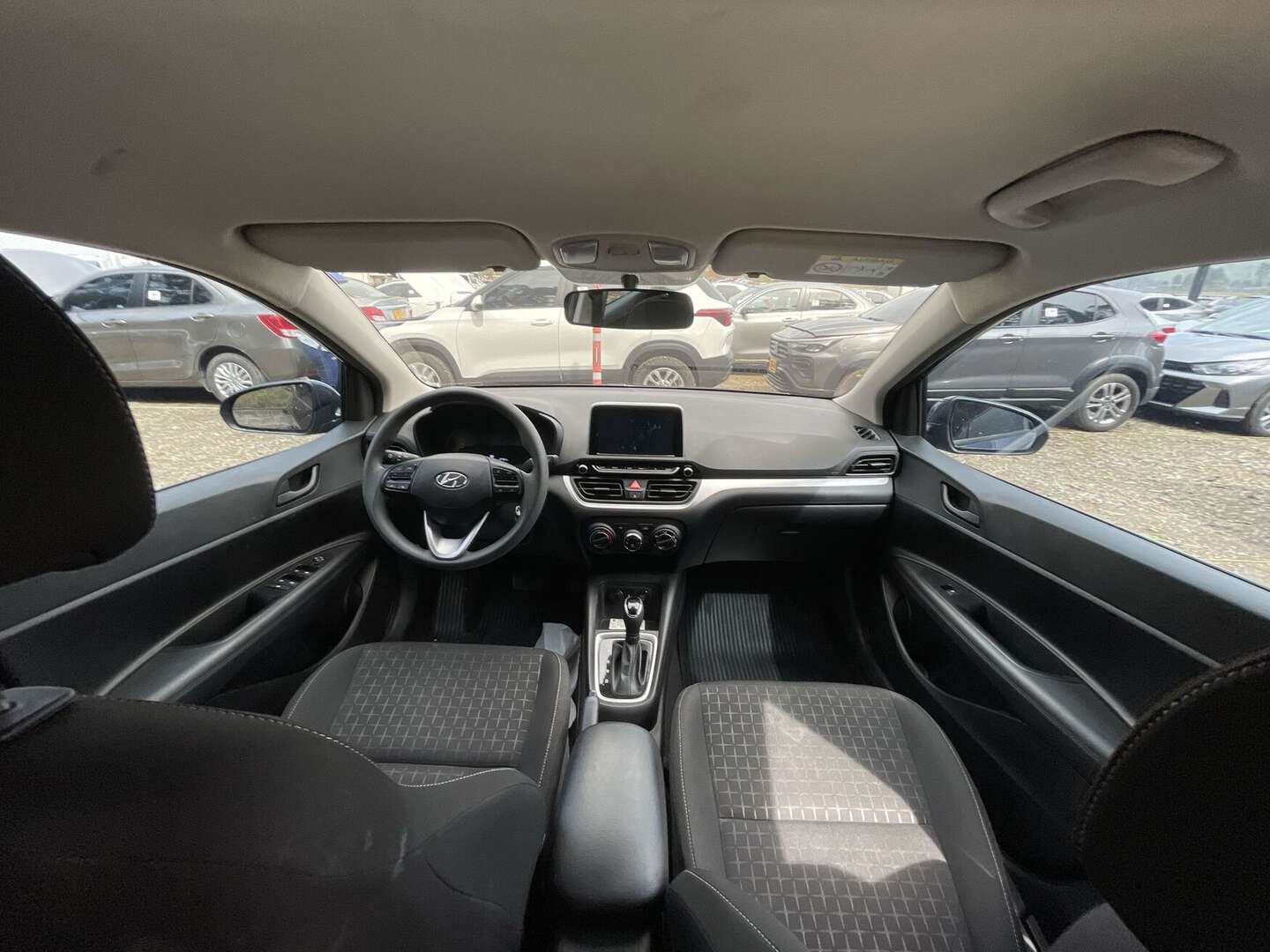 Hyundai - Accent - 2024