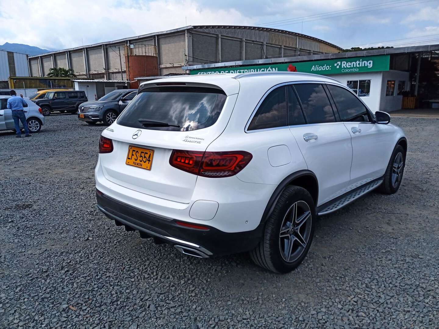 Mercedes Benz - GLC300E - 2022
