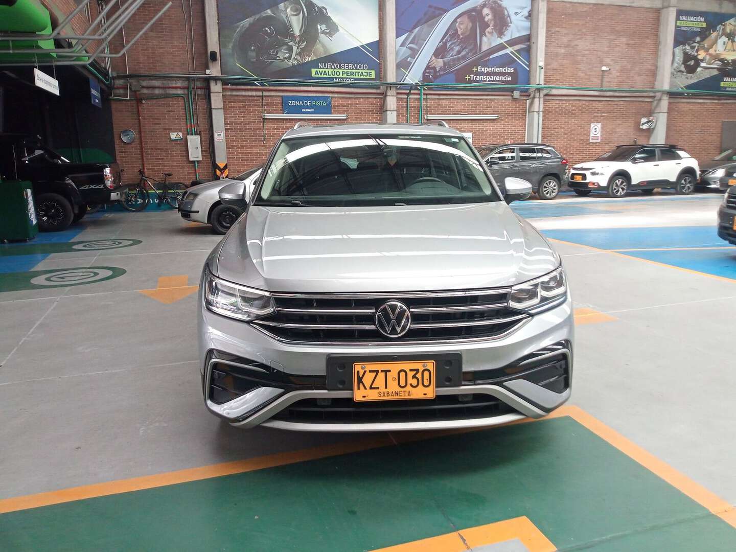 Volkswagen - Tiguan - 2022