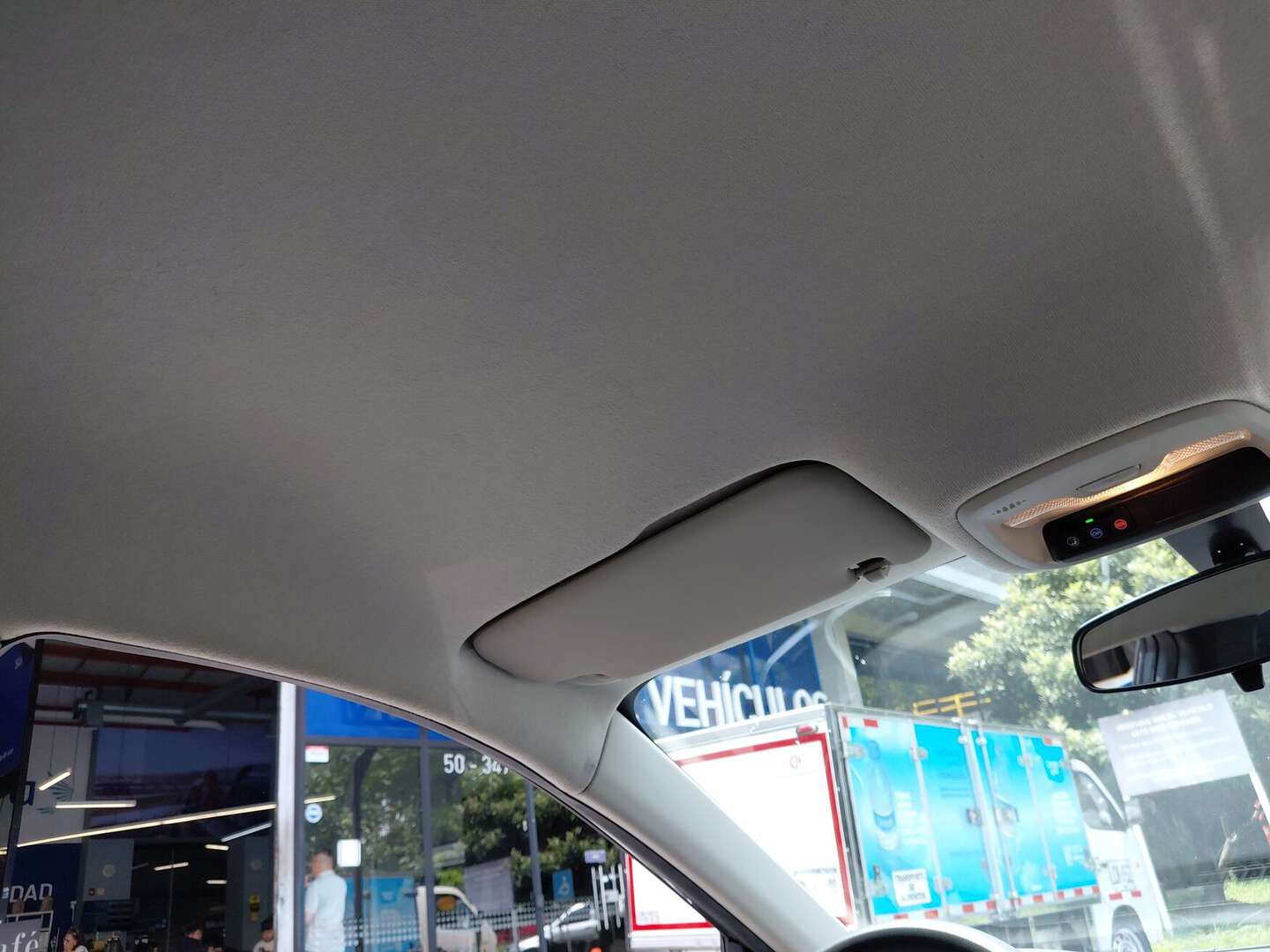Chevrolet - Onix - 2025