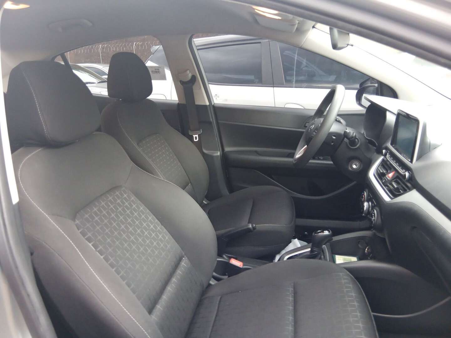Hyundai - HB20S Accent - 2024