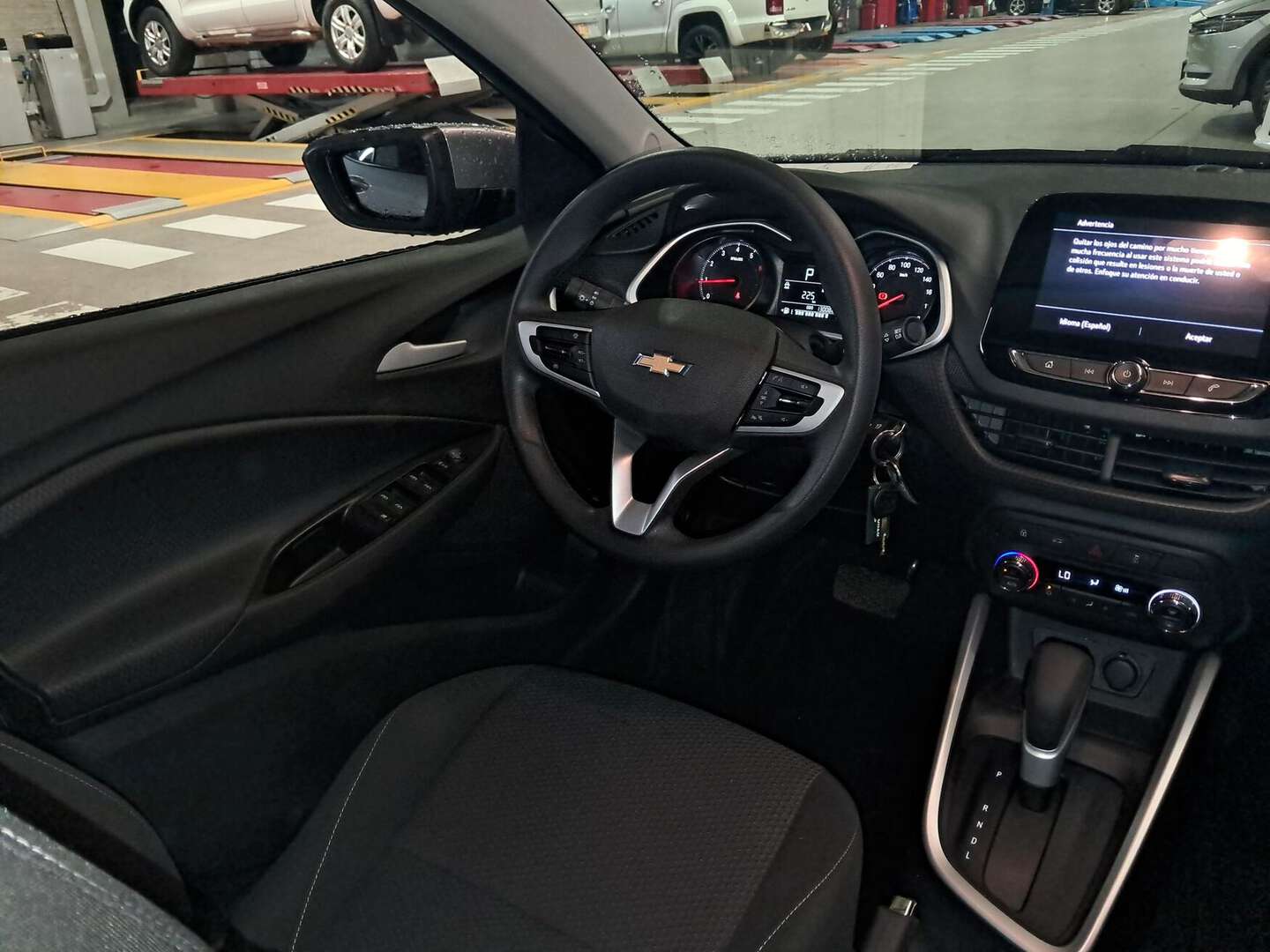Chevrolet - Onix - 2025
