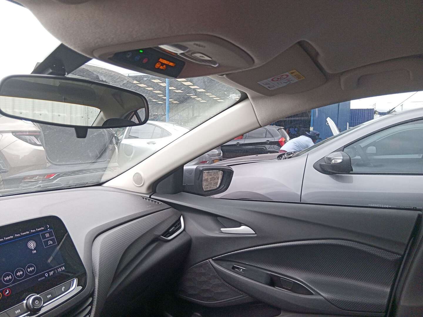 Chevrolet - Onix - 2025