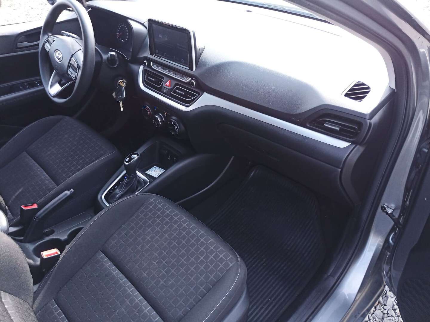 Hyundai - Accent - 2024