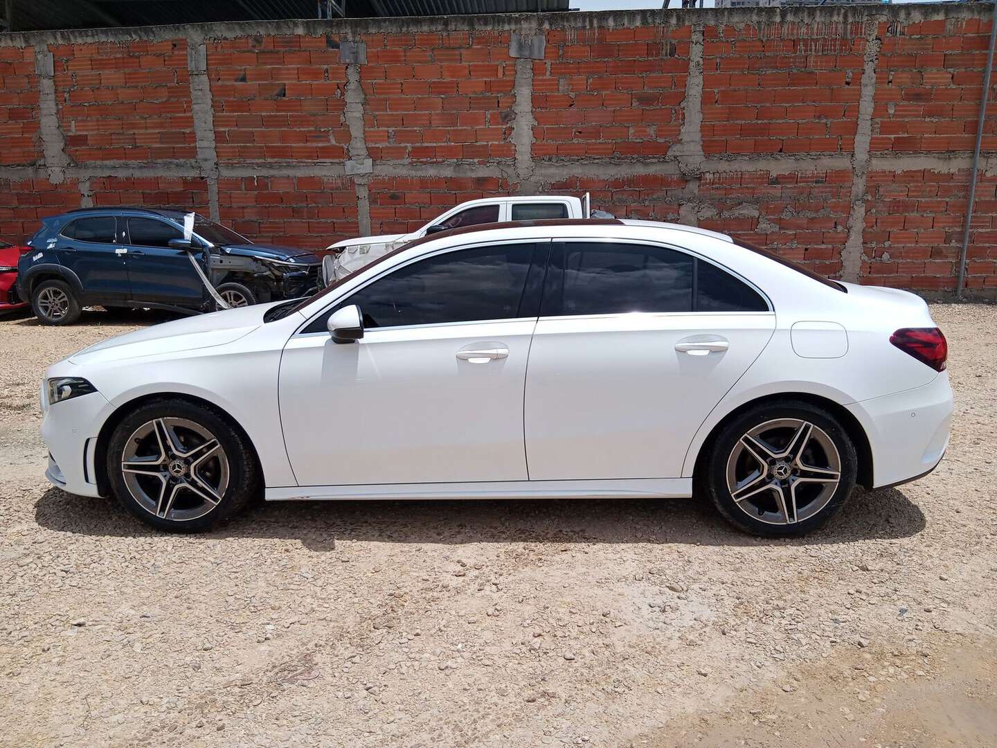 Mercedes Benz - A180 - 2022
