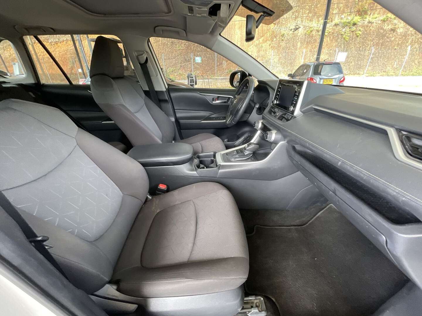 Toyota - RAV4 - 2020