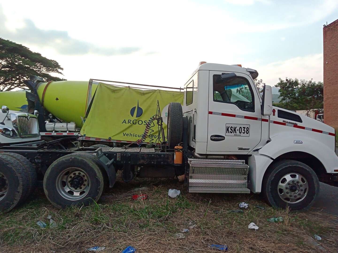 Kenworth - T880 PACCAR - 2022