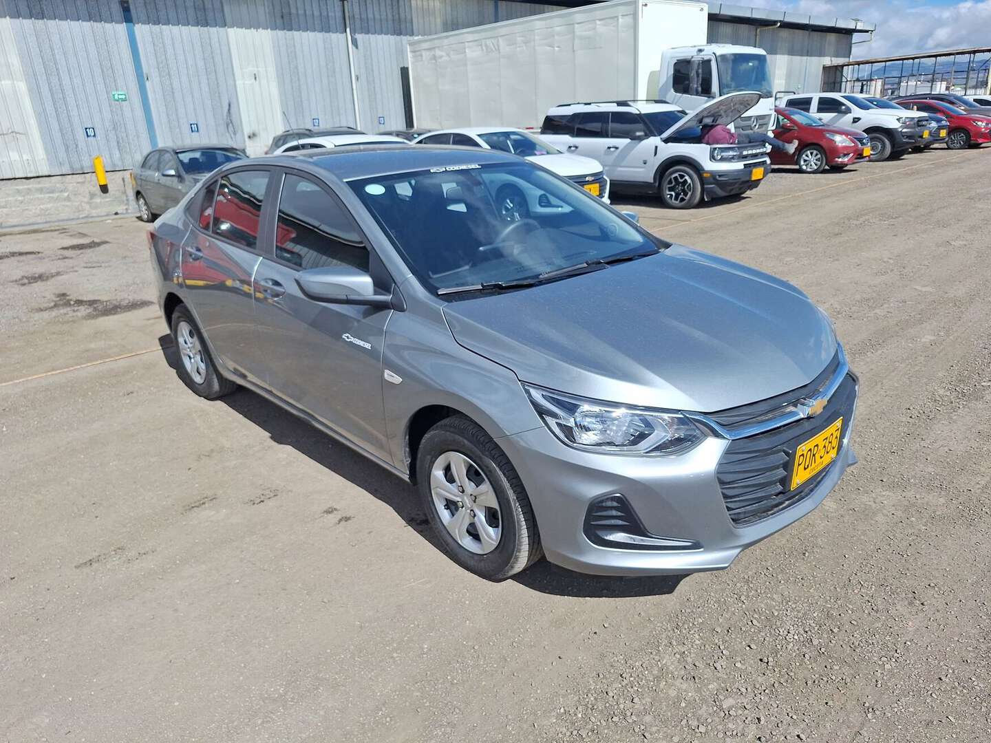Chevrolet - Onix - 2025